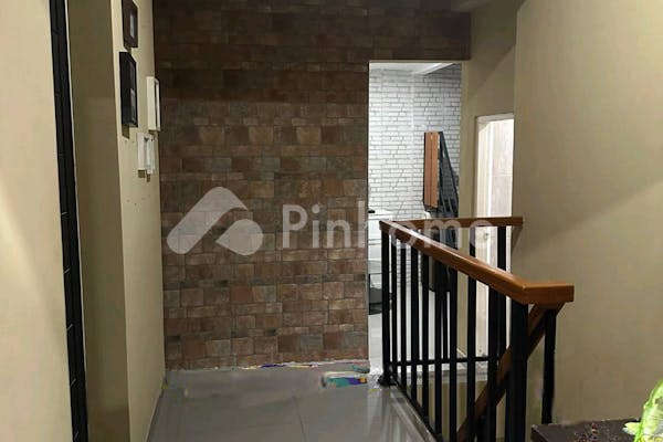 dijual rumah tingkat bangunan kokoh di cempaka putih jakarta pusat - 24