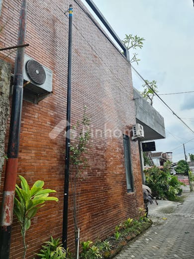 dijual rumah siap huni dekat uny di gedongkiwo - 10