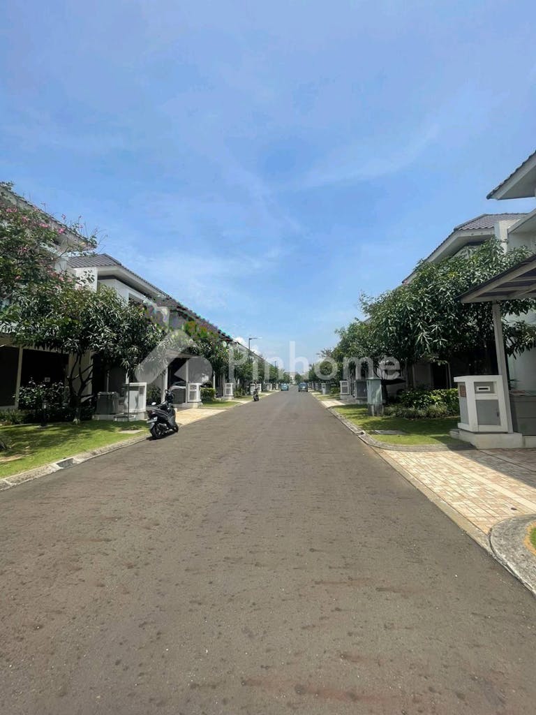 disewakan rumah nyaman di cluster btari summarecon bandung - 12