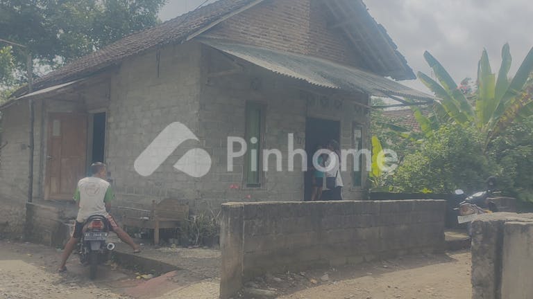 dijual rumah murah siap huni tanggung kota blitar di jl  santren tanggung gg  ii - 3