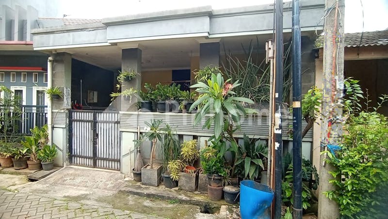 dijual rumah di jual cepat di jalan raya binong permai - 2