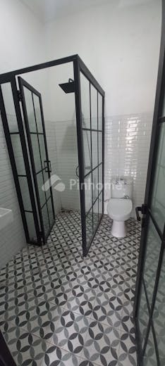 dijual rumah baru di jln alam elok  view hotel intercontinental di pondok pinang - 45