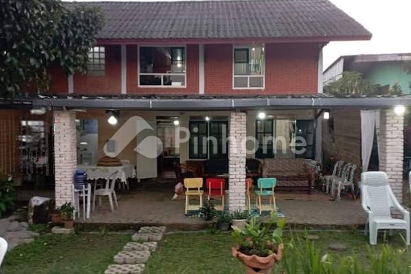 disewakan rumah 4kt 700m2 di jl dewi sartika kp cipari cisarua - 2