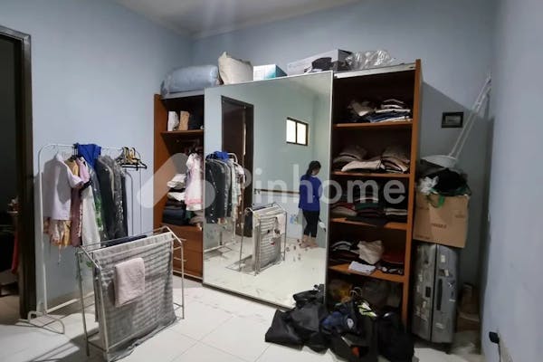 dijual rumah lokasi bagus di cluster discovery bintaro jaya sektor 9  pondok aren - 4