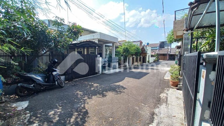 disewakan rumah komplek graha asih  cipamokolan  rancasari bandung di jalan graha asih 3 no 5  kel  cipamokolan - 4