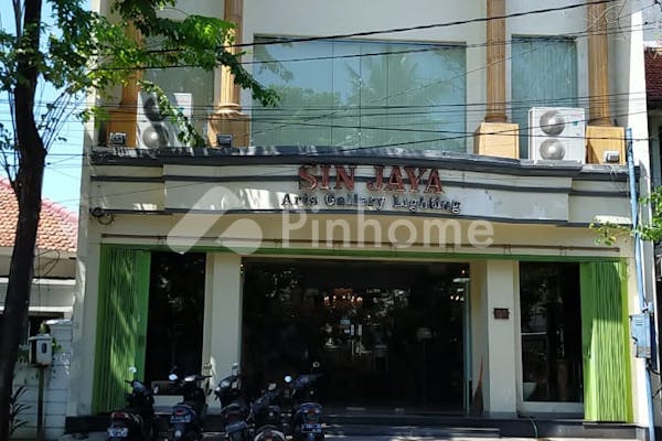 dijual tanah komersial 285m2 di jalan raya manyar no 57 - 2