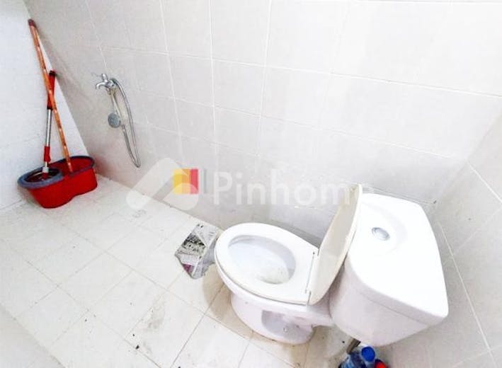 dijual rumah lingkungan nyaman di de diamond residence batam center - 7