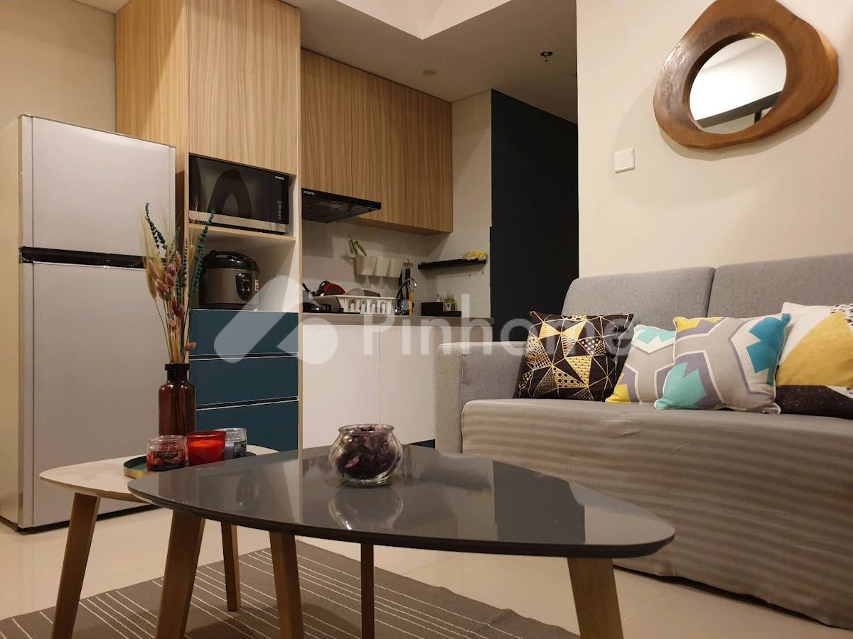 Dijual Apartemen Siap Pakai di Breeze Tower Bintaro Residence - Gambar 1