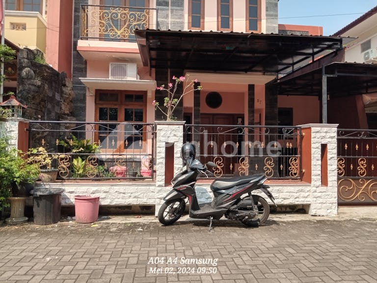 disewakan rumah 2 lantai full furnished lokasi umbulharjo di jalan sorosutan - 1