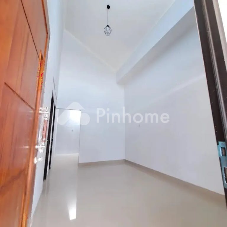 dijual rumah kpr ready dp 5jt al in di jalan mangga pasirputih sawangan depok - 3