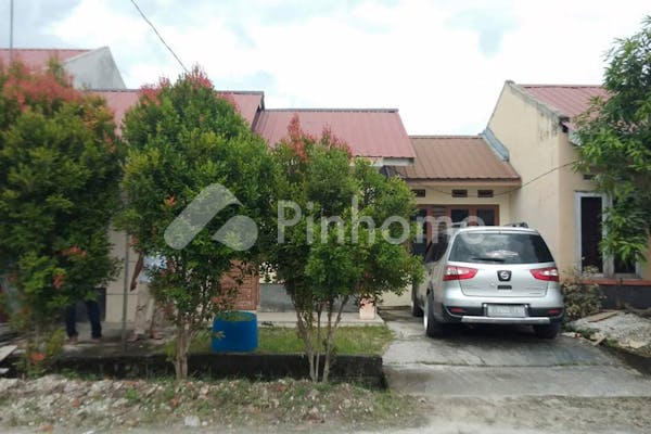 dijual rumah lokasi strategis bebas banjir di griya setia nusa - 1