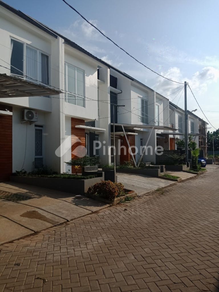 dijual rumah dekat jakarta siap huni cileungsi bogor di cluster cileungsi - 12