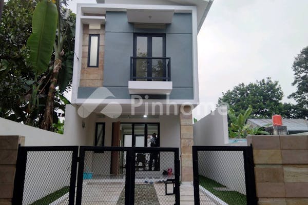 dijual rumah siap pakai di cibubur kranggan - 1