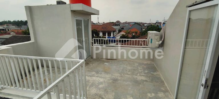 disewakan rumah terang   sejuk  di jl batu wadas   condet  jakarta timur - 13