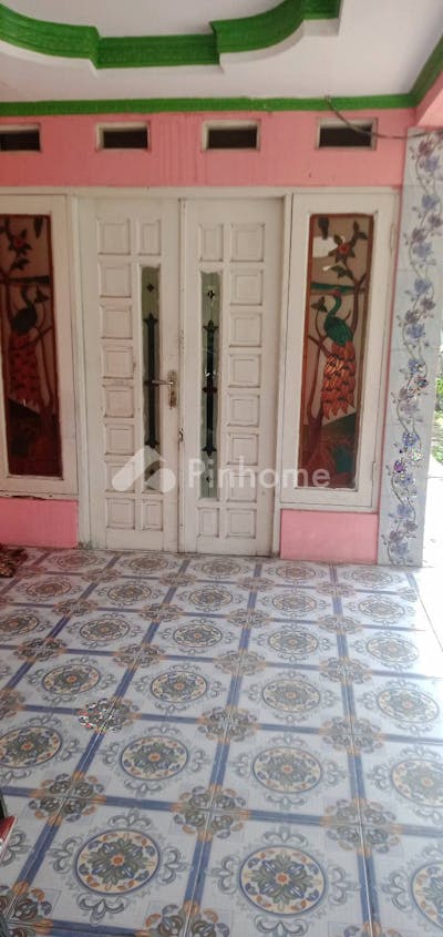 dijual rumah 3kt 200m2 di jalan raya mareleng - 2