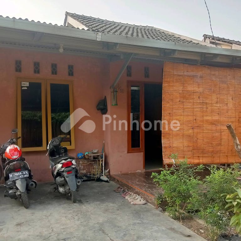 disewakan rumah 2kt 162m2 di graha bumi pertiwi ii blok i no 16 pepe - 11