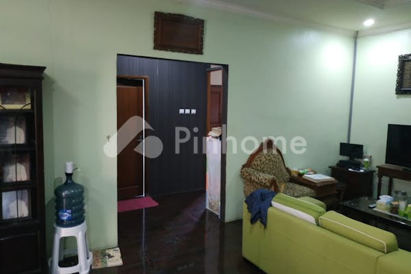 dijual rumah dekat kampus upn limo di cinere - 4