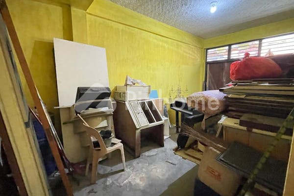 dijual rumah siap huni di jalan bakau  daerah sekip - 10