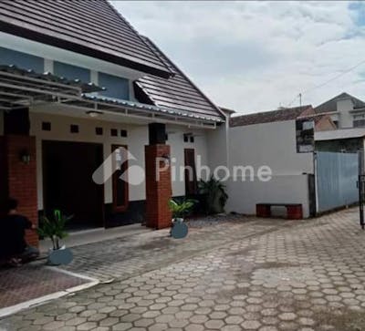 dijual rumah lokasi strategis di jl lempongsari palagan - 2