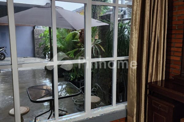 dijual rumah mewah furnish tengah kota solo di manahan - 7