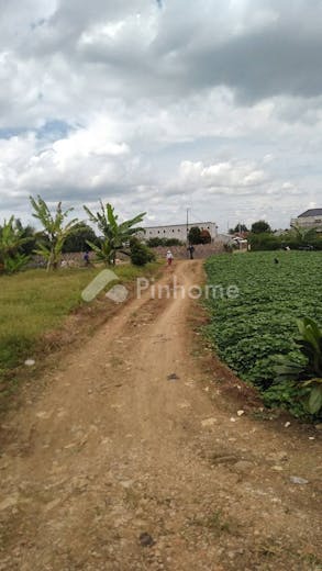 dijual tanah residensial lingkungan asri posisi hook di sinarsari - 8