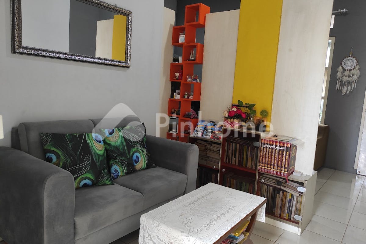 similar property dijual rumah full furnish di dalam komplek di limbangansari  limbangan sari - 7