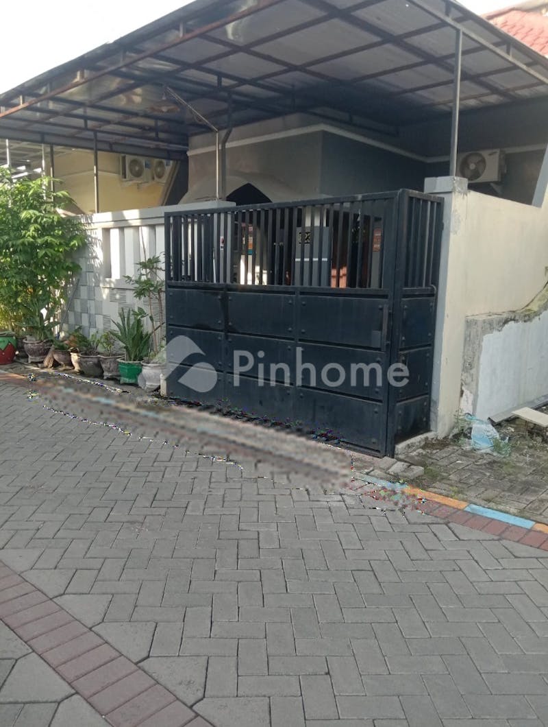 dijual rumah murah siap huni di sukolilo park regency di keputih - 1