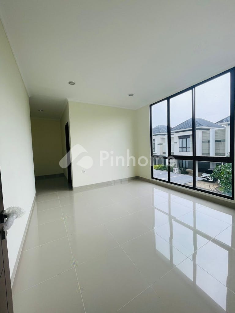 disewakan rumah modern area elite btari summarecon bandung di rancabolang  rancabalong - 6