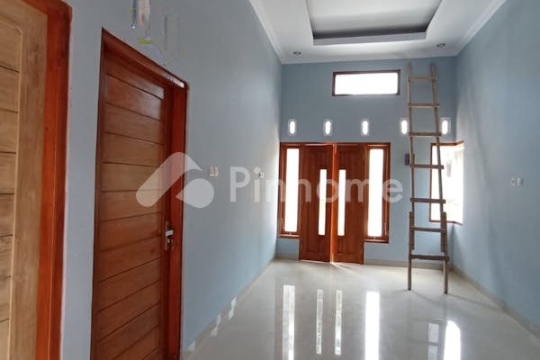 dijual rumah modern dekat kota jogja di jl godean km 7 sidomoyo godean - 4