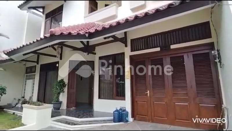 dijual rumah apik dan terawat   di puri indah - 1