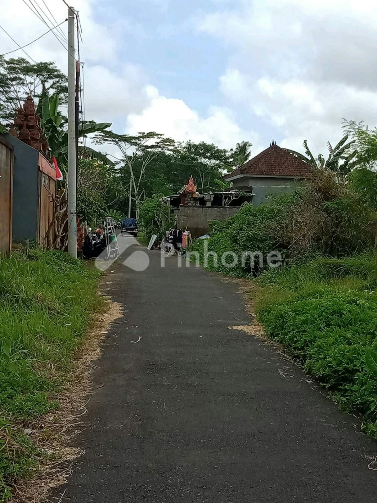 Dijual Tanah Residensial Lokasi Strategis Dekat Ubud di Dusun Banjar Gitgit - Gambar 1