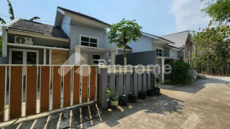 Dijual Rumah Dalam Perumahan Siap Huni di Jalan Wates Km 9 - Gambar 3