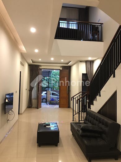 dijual rumah 2 lantai komplek tanjung sari asri barat antapani di antapani bandung - 16