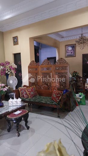 dijual rumah di aralia harapan indah bekasi di medansatria  medan satria - 11