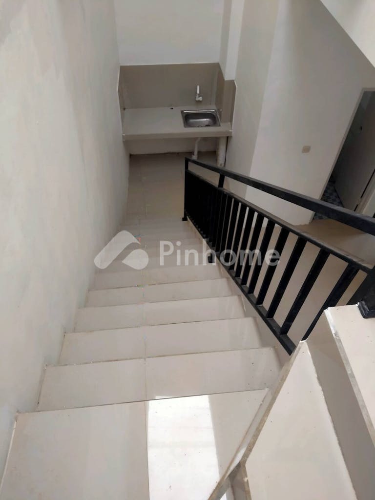 dijual rumah alexander village di sukahati cibinong - 10