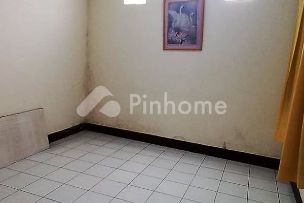 dijual rumah dekat rumah sakit immanuel masuk komplek di komplek jati permai - 2