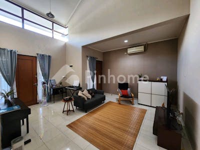 dijual rumah cantik 1lt clst ifolia harapan indah di cluster ifolia harapan indah bekasi - 2