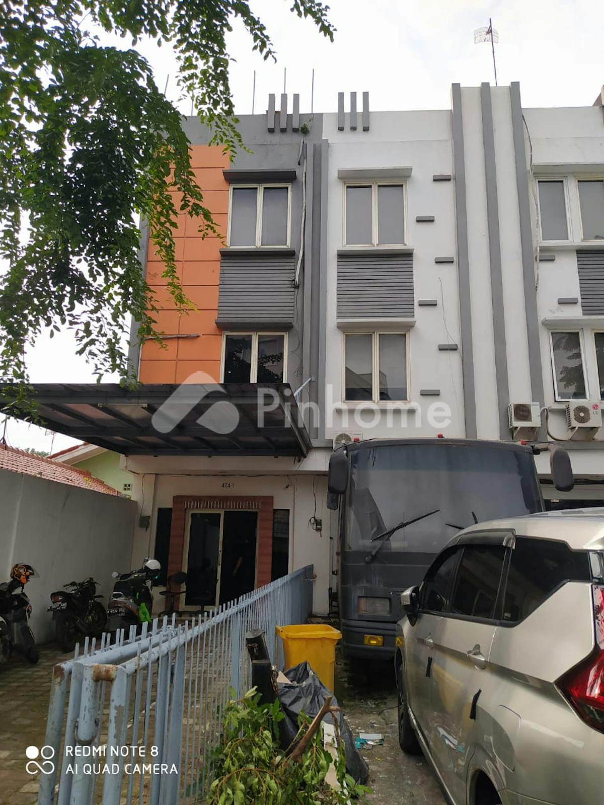 Disewakan Ruko Siap Pakai di Mampang Prapatan, Jakarta Selatan - Gambar 2