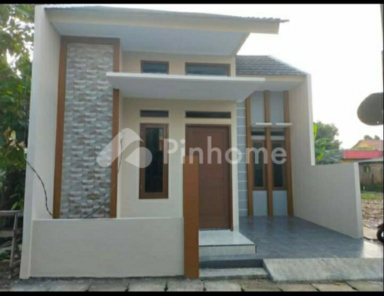 dijual rumah di jalan ketapang dongkal cipondoh - 1