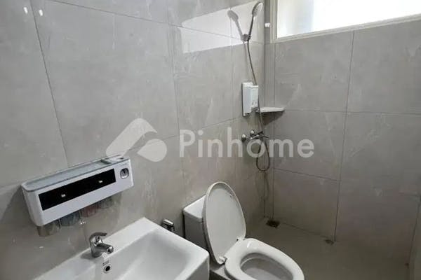 disewakan apartemen 1br ada ruang tamu di klaska residence jagir - 4