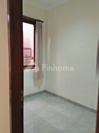 dijual rumah 3kt 120m2 di sekelimus 2 - 2