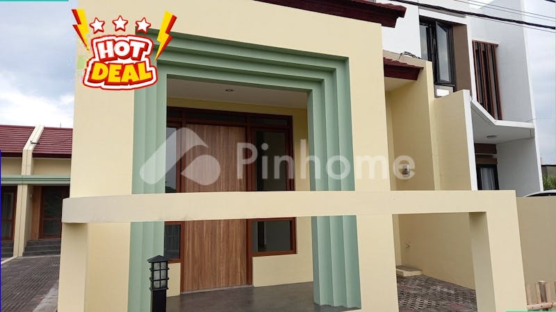 dijual rumah sudut gress jarang ada di cisaranten kulon dkt antapani bandung 104a13 - 1