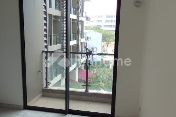 dijual apartemen studio semi furnished di skyhouse - 4