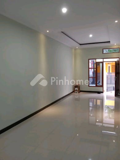 dijual rumah bebas banjir dekat perbelanjaan di puri bintaro hijau ciledug - 4