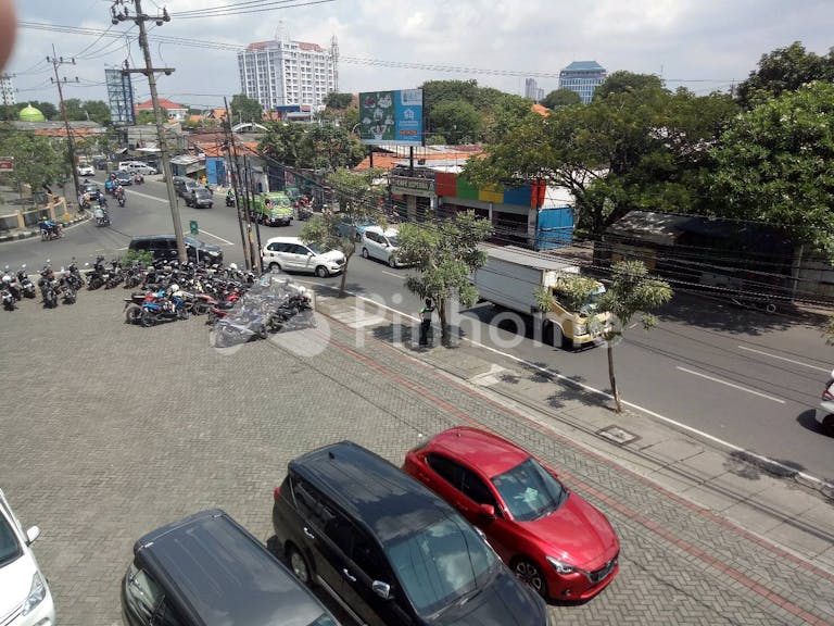 Disewakan Ruko 2 Lantai Lokasi Strategis di Jl. Ngagel, Ngagel, Kec. Wonokromo, Kota SBY, Jawa Timur 60284 - Gambar 4