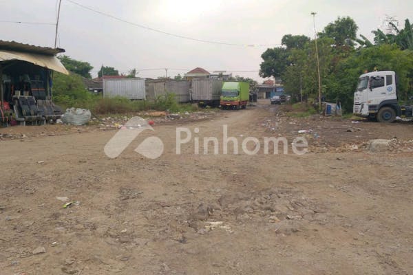 dijual tanah komersial untuk pergudangan strategis di jalan raya pasar kemis no 56 rt 005 rw 05 - 8