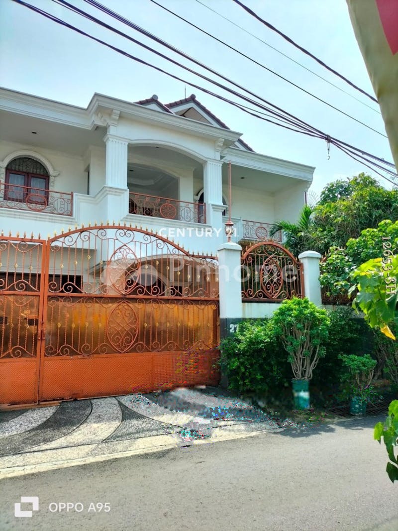 dijual rumah strategis di kebayoran lama di kebayoran lama utara - 1