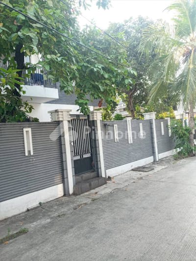 dijual rumah lokasi strategis di komplek dki sunter  jl  sunter karya - 2