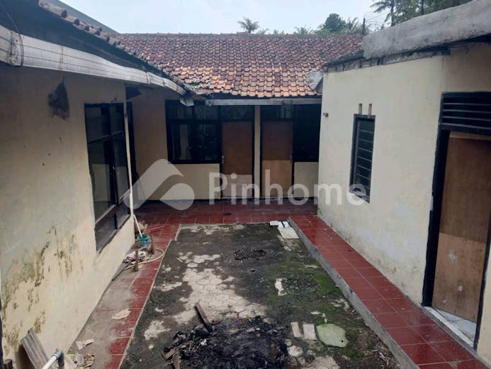 dijual rumah daerah pasteur komp megaraya harga dibawah njop di megaraya - 4