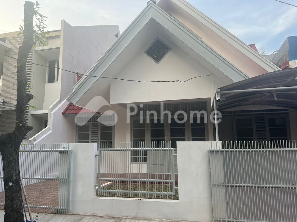 Disewakan Rumah Tinggal Baru Renovasi di Jalan Camar V, Bintaro Sektor 3 Rp80 Juta/bulan | Pinhome